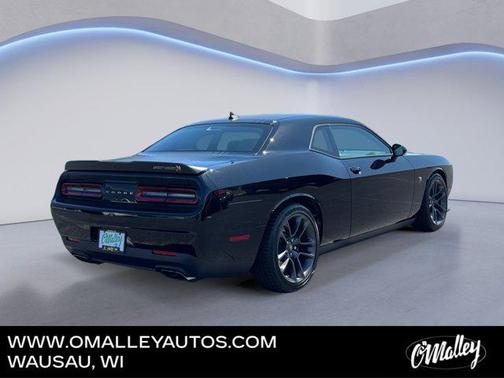 Pitch Black Clearcoat 2023 Dodge Challenger R/T Scat Pack