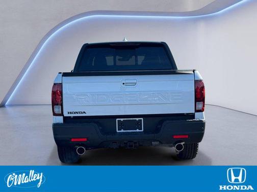 Platinum White Pearl 2026 Honda Ridgeline Black