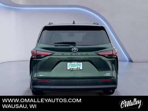 2022 Toyota Sienna XLE