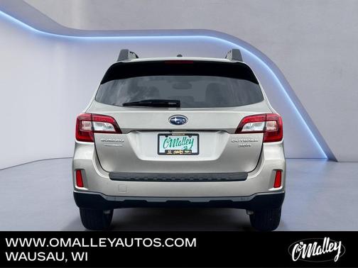 Tungsten Metallic 2015 Subaru Outback 3.6R Limited