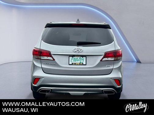 2017 Hyundai SANTA FE SE