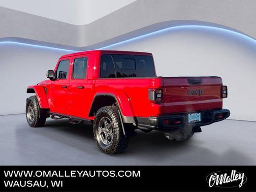 Firecracker Red Clearcoat 2021 Jeep Gladiator Rubicon