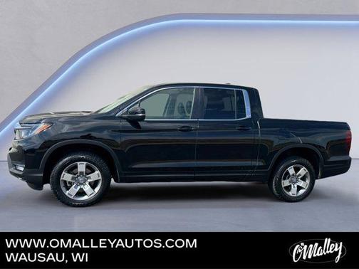Crystal Black Pearl 2025 Honda Ridgeline RTL