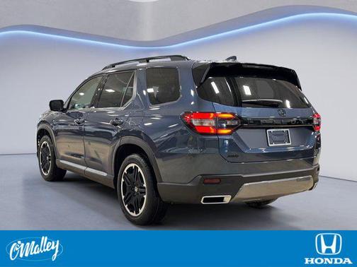 2026 Honda Pilot Touring 8-Passenger