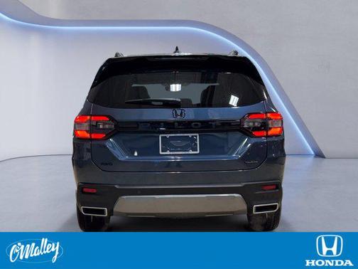 2026 Honda Pilot Touring 8-Passenger