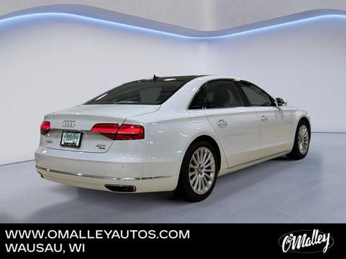 White 2015 Audi A8 4.0T
