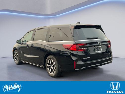 Crystal Black Pearl 2026 Honda Odyssey EX-L