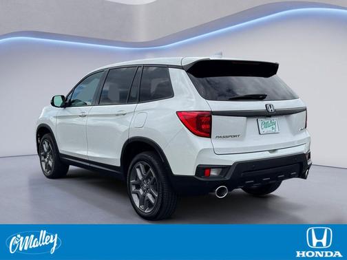 Platinum White Pearl 2023 Honda Passport AWD EX-L