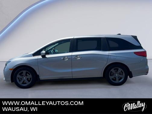 Lunar Silver Metallic 2022 Honda Odyssey EX