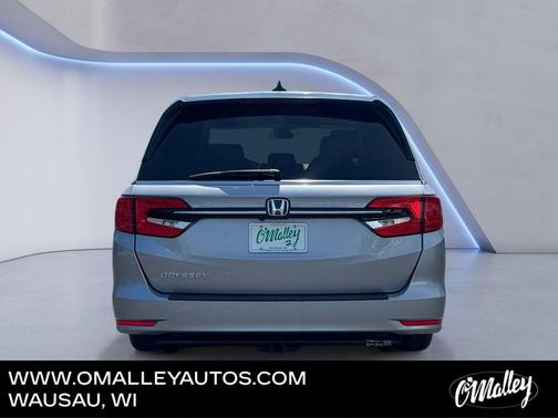 Lunar Silver Metallic 2022 Honda Odyssey EX