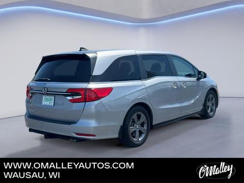 Lunar Silver Metallic 2022 Honda Odyssey EX