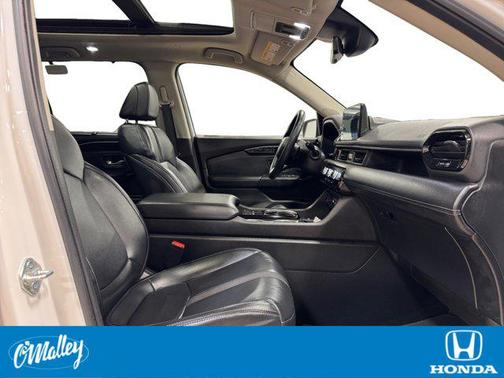 2023 Honda Pilot Touring 8-Passenger
