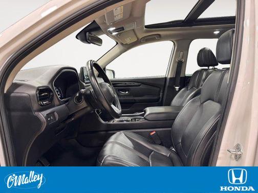 2023 Honda Pilot Touring 8-Passenger