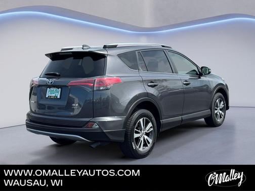 Magnetic Gray Metallic 2018 Toyota RAV4