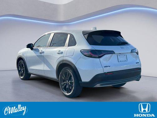 Platinum White Pearl 2026 Honda HR-V AWD Sport