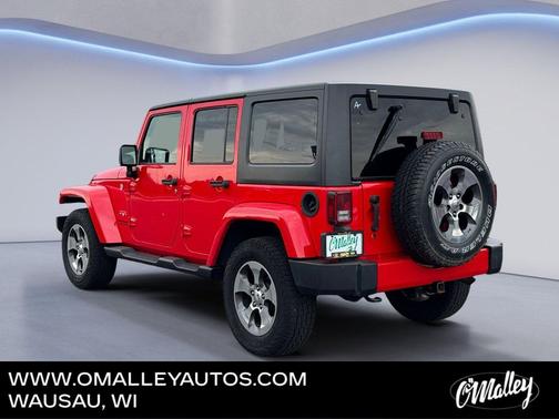 Firecracker Red Clearcoat 2017 Jeep Wrangler Unlimited Sahara