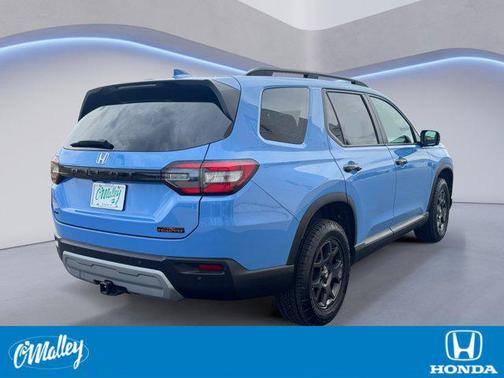Diffused Sky Pearl 2024 Honda Pilot TrailSport