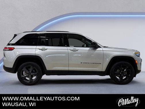 2023 Jeep Grand Cherokee Altitude