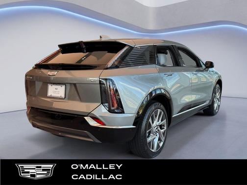 Argent Silver Metallic 2027 Cadillac OPTIQ Luxury