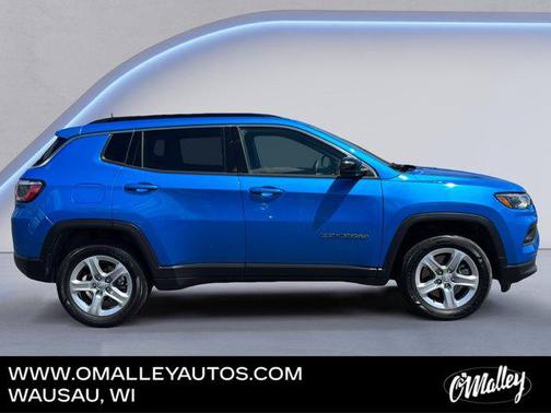 Laser Blue Pearlcoat 2023 Jeep Compass Latitude