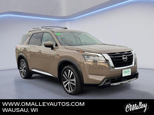 Baja Storm 2024 Nissan Pathfinder Platinum 4WD