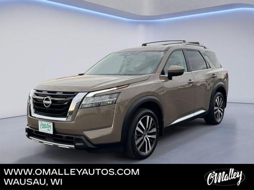 Baja Storm 2024 Nissan Pathfinder Platinum 4WD