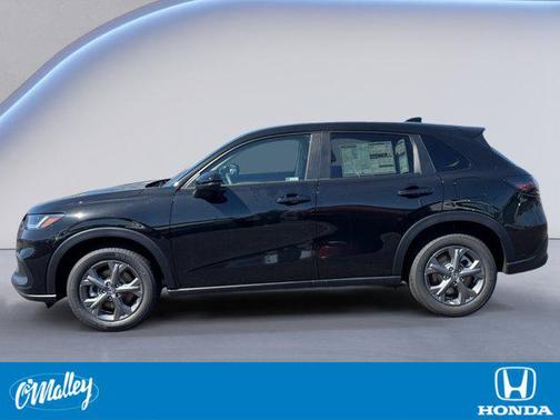 Crystal Black Pearl 2026 Honda HR-V LX