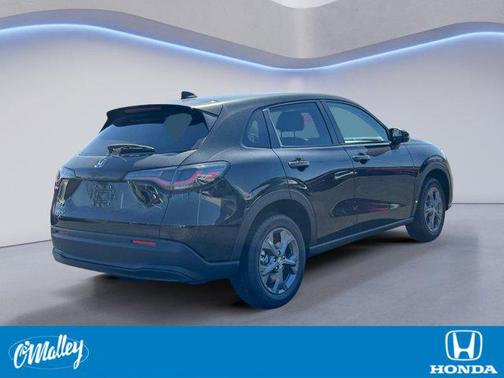 Crystal Black Pearl 2026 Honda HR-V LX