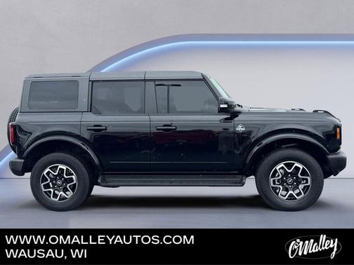 Shadow Black 2025 Ford Bronco Outer Banks