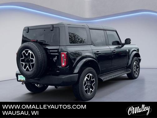 Shadow Black 2025 Ford Bronco Outer Banks