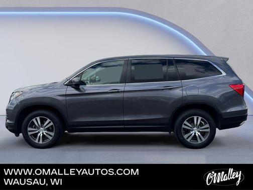 Modern Steel Metallic 2017 Honda Pilot EX-L