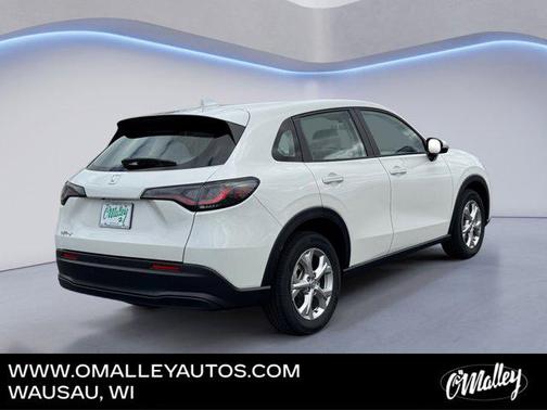 Platinum White Pearl 2025 Honda HR-V LX