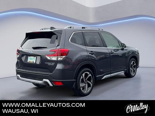 Magnetite Gray Metallic 2024 Subaru Forester Touring