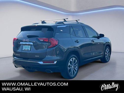 Graphite Gray Metallic 2020 GMC Terrain SLT