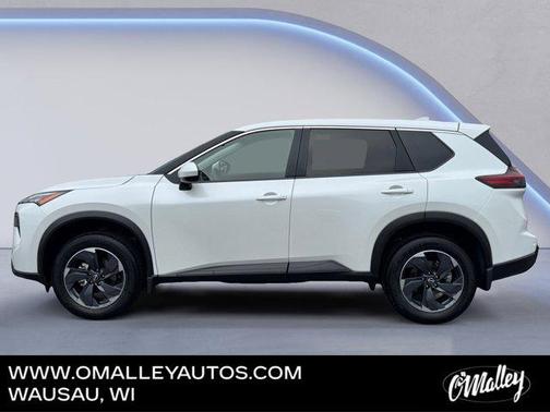 Everest White Pearl 2025 Nissan Rogue SV