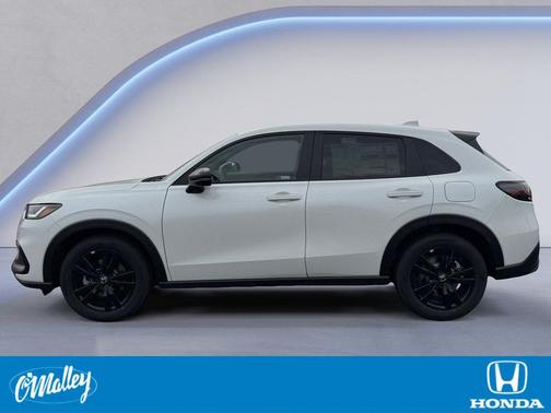 Platinum White Pearl 2027 Honda HR-V Sport AWD