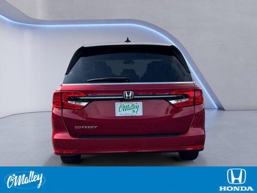 Radiant Red Metallic II 2024 Honda Odyssey EX-L