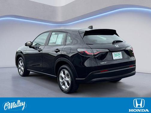 Crystal Black Pearl 2023 Honda HR-V LX