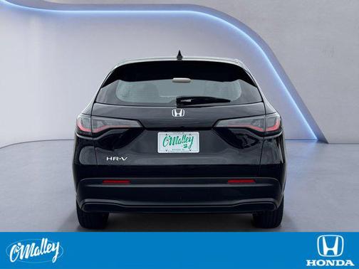 Crystal Black Pearl 2023 Honda HR-V LX