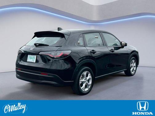 Crystal Black Pearl 2023 Honda HR-V LX