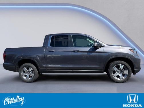 Modern Steel Metallic 2026 Honda Ridgeline RTL