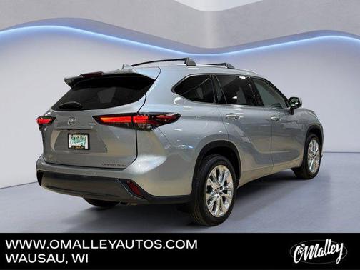 2024 Toyota Highlander 