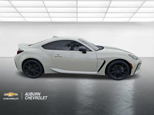 Halo 2024 Toyota GR86 Premium