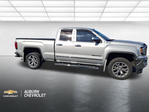 Quicksilver Metallic 2017 GMC Sierra 1500 SLT