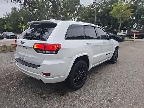 2021 Jeep Grand Cherokee Laredo X