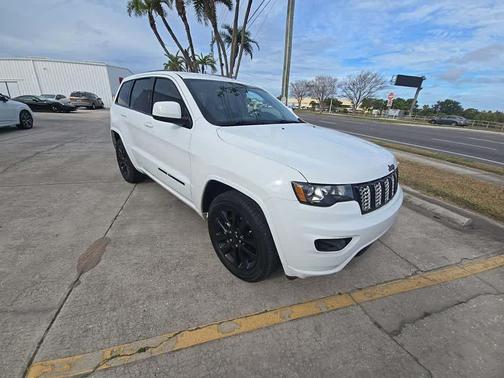 2021 Jeep Grand Cherokee Laredo X