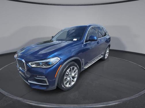 Phytonic Blue Metallic 2021 BMW X5 sDrive40i