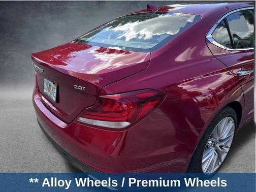 2020 Genesis G70 2.0T