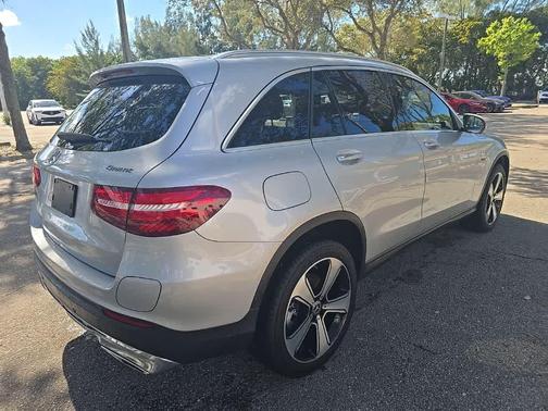 2019 Mercedes-Benz GLC 350e Base 4MATIC