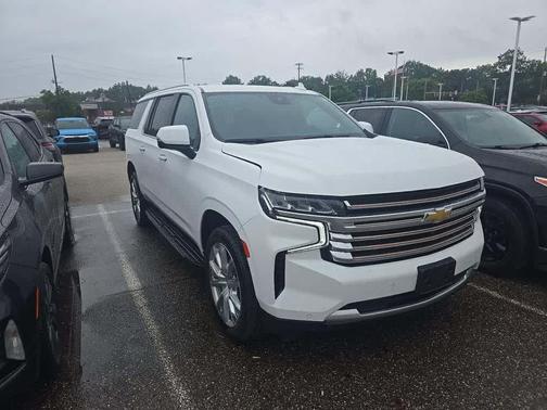2023 Chevrolet Suburban High Country